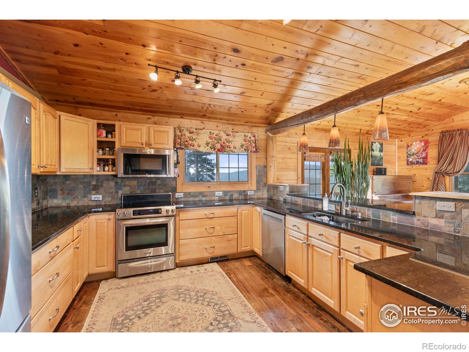 MLS Image #10 for 274  iron mountain drive,livermore, Colorado