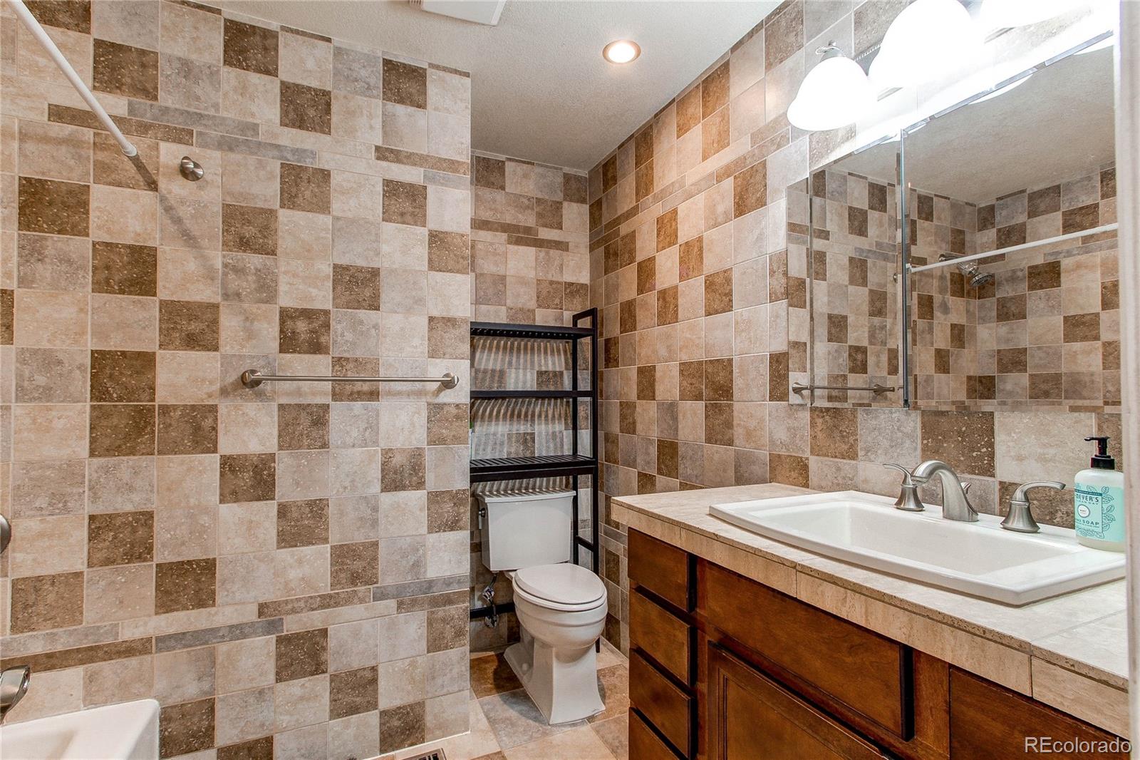 MLS Image #15 for 2863 s biscay court,aurora, Colorado