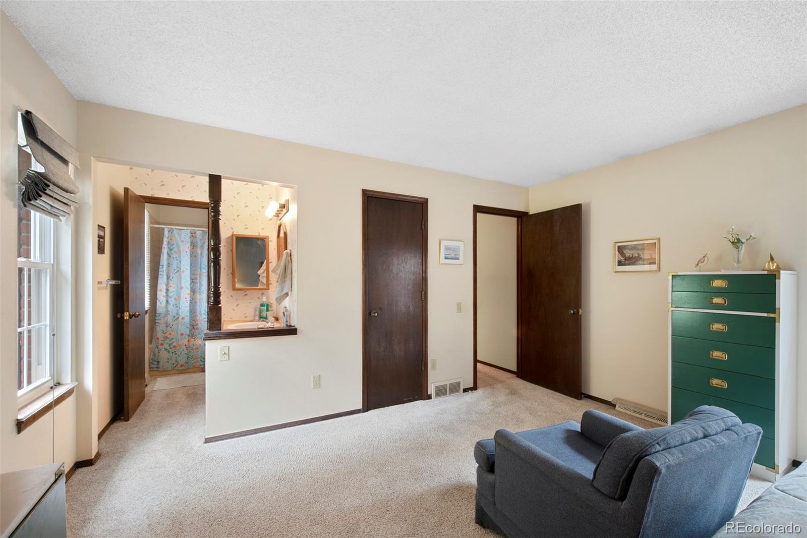 MLS Image #17 for 8621 e yale avenue,denver, Colorado