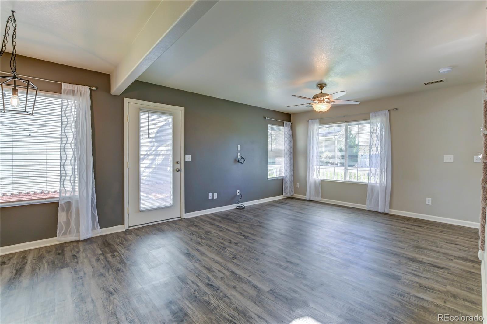 MLS Image #10 for 21405 e 46th avenue,denver, Colorado