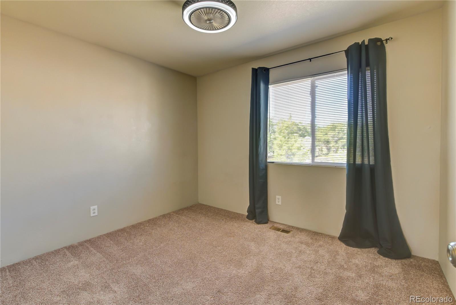 MLS Image #15 for 21405 e 46th avenue,denver, Colorado