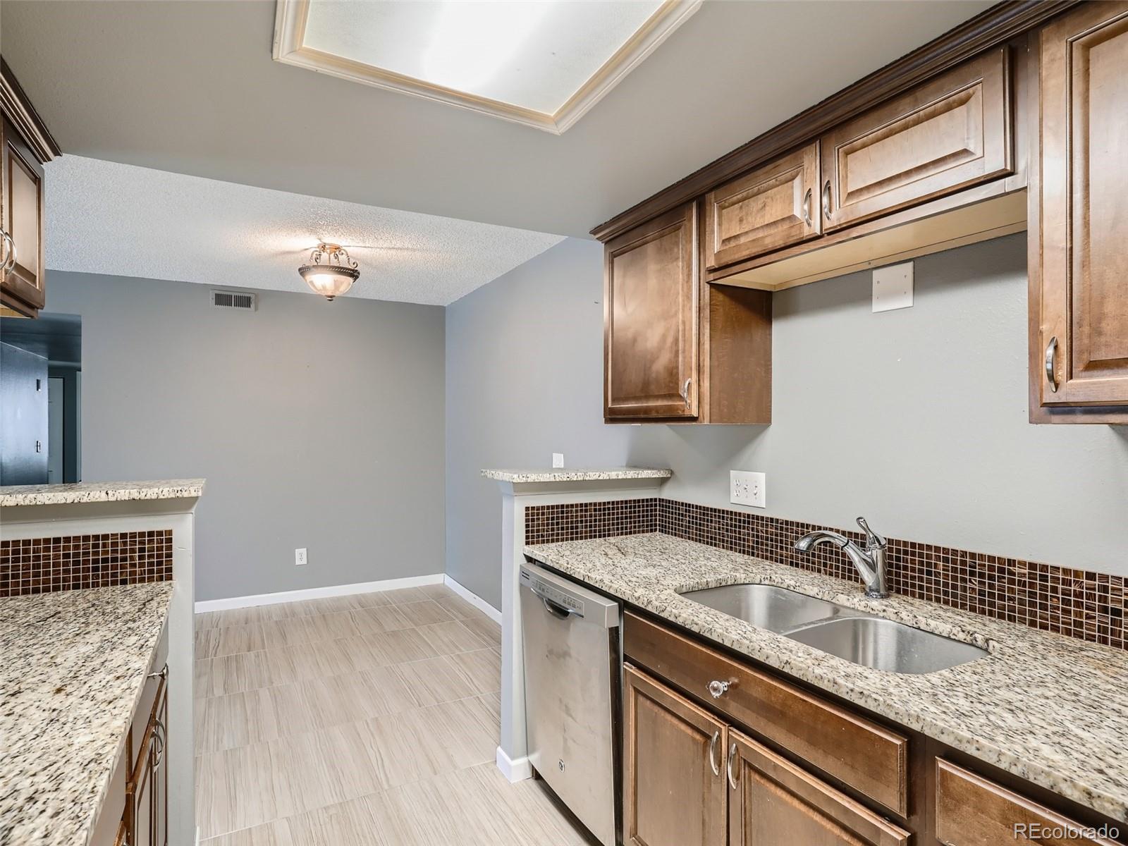 MLS Image #4 for 18105 e ohio avenue,aurora, Colorado