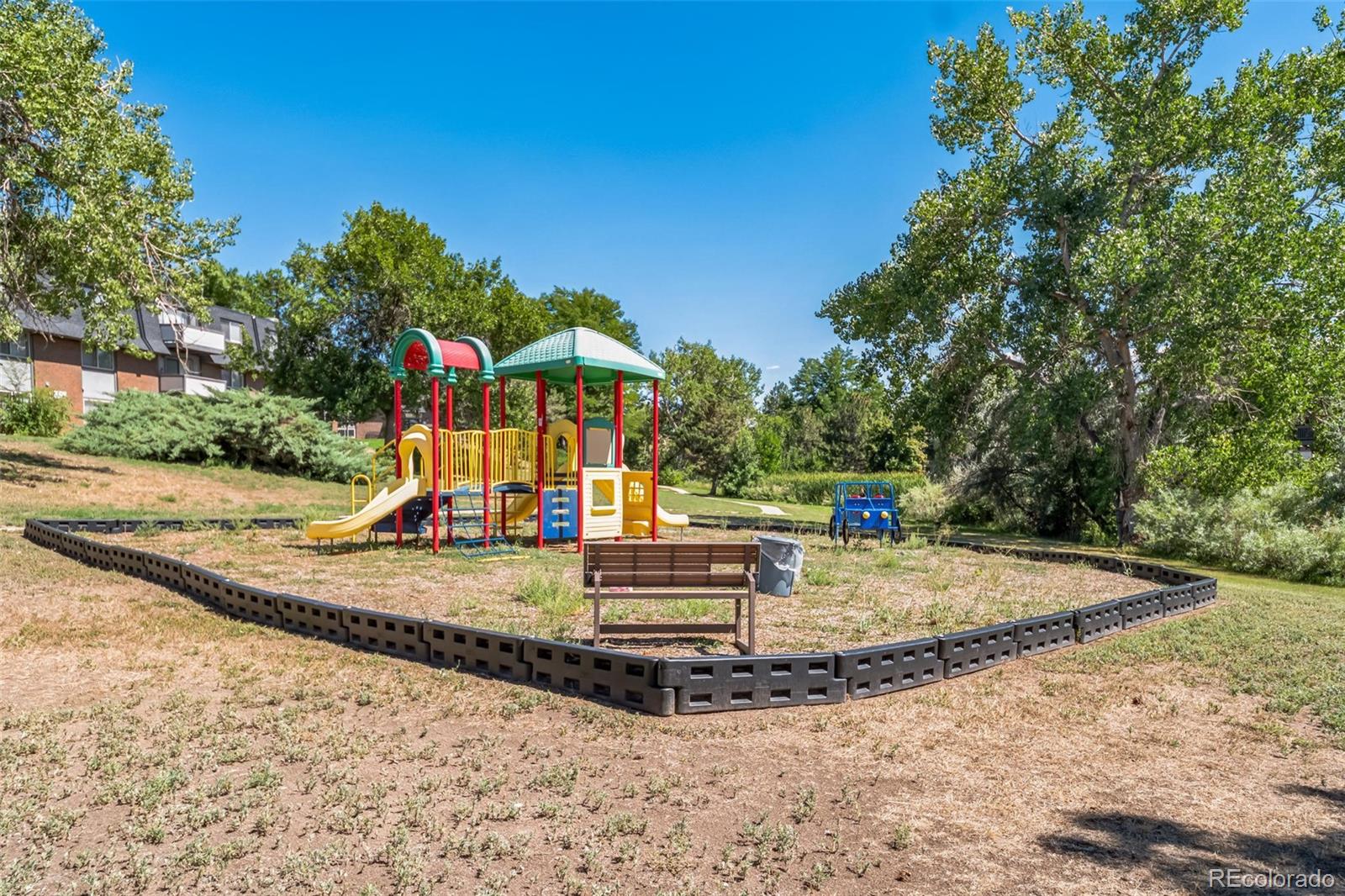 MLS Image #26 for 309 e highline circle,centennial, Colorado