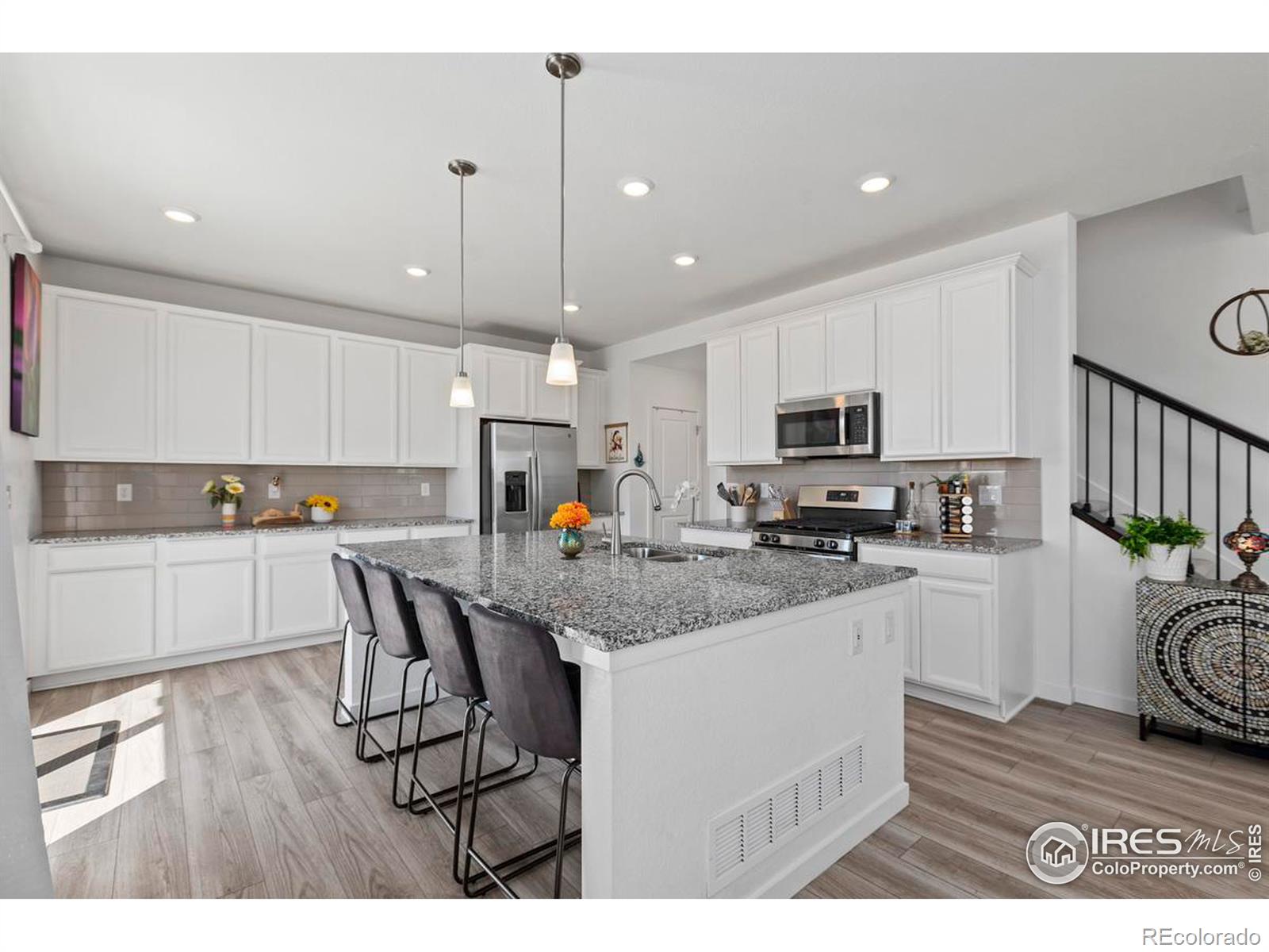 MLS Image #9 for 3703  barr lake drive,loveland, Colorado