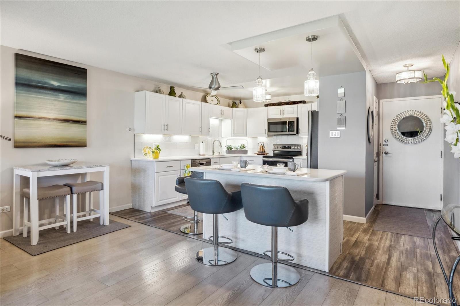 MLS Image #4 for 650 s alton way,denver, Colorado