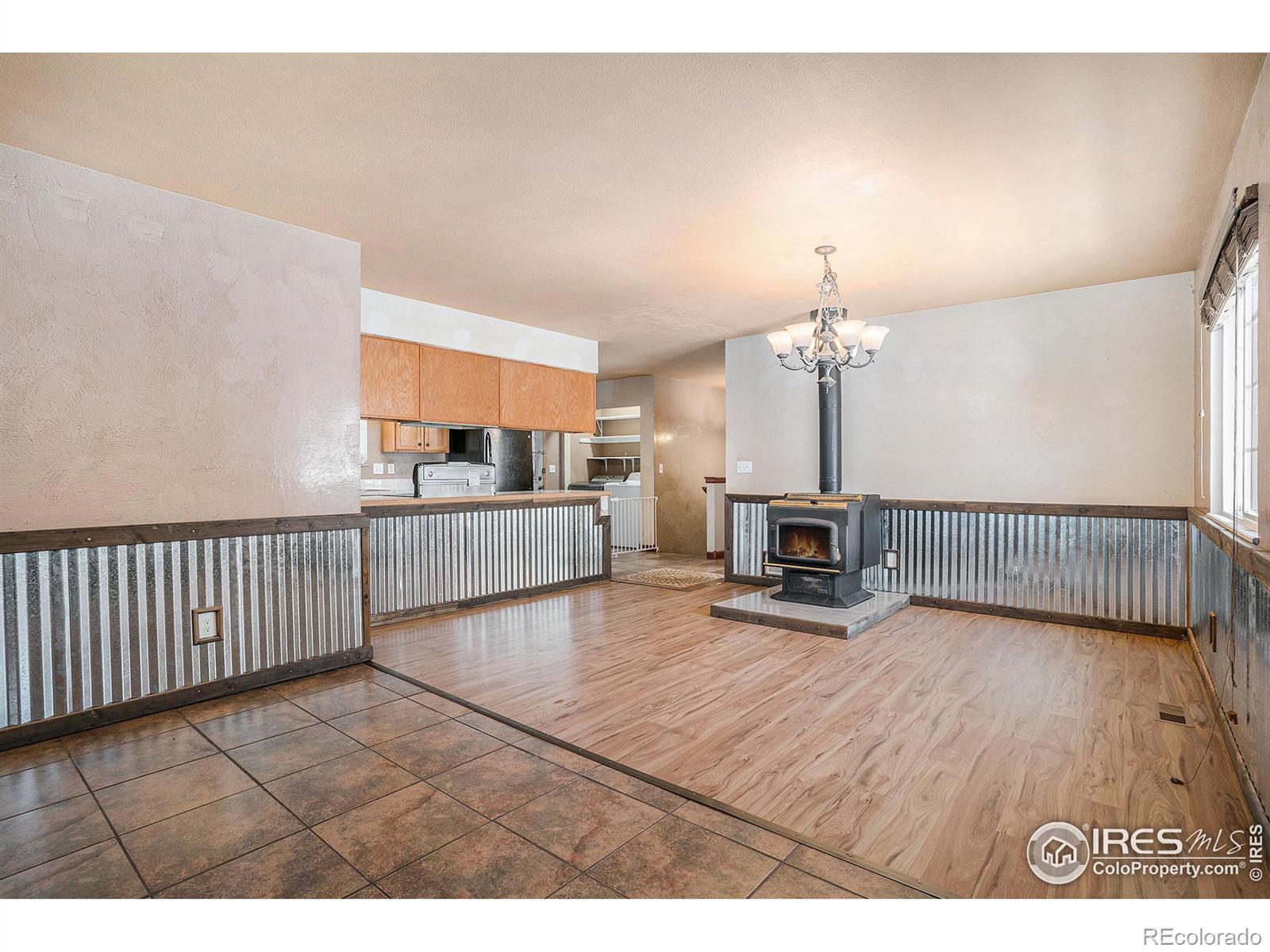 MLS Image #3 for 568  18th street,loveland, Colorado