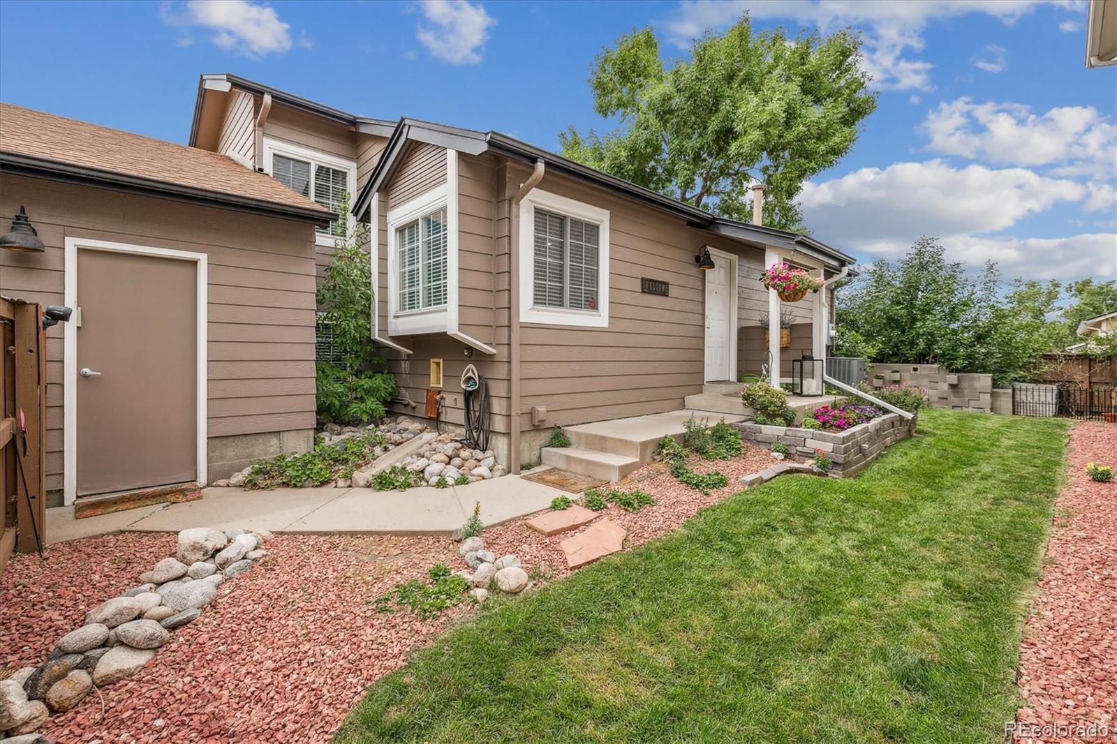 MLS Image #2 for 568  arden circle,highlands ranch, Colorado