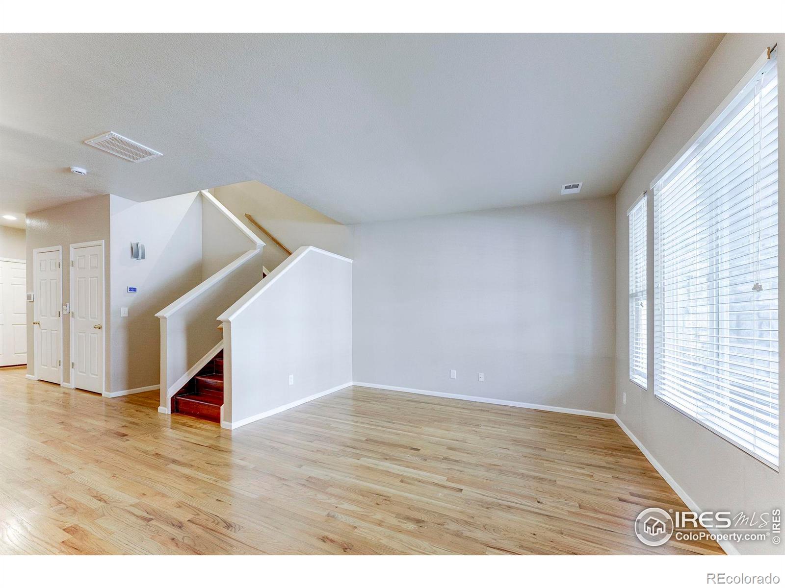 MLS Image #2 for 587 s mobile place ,aurora, Colorado