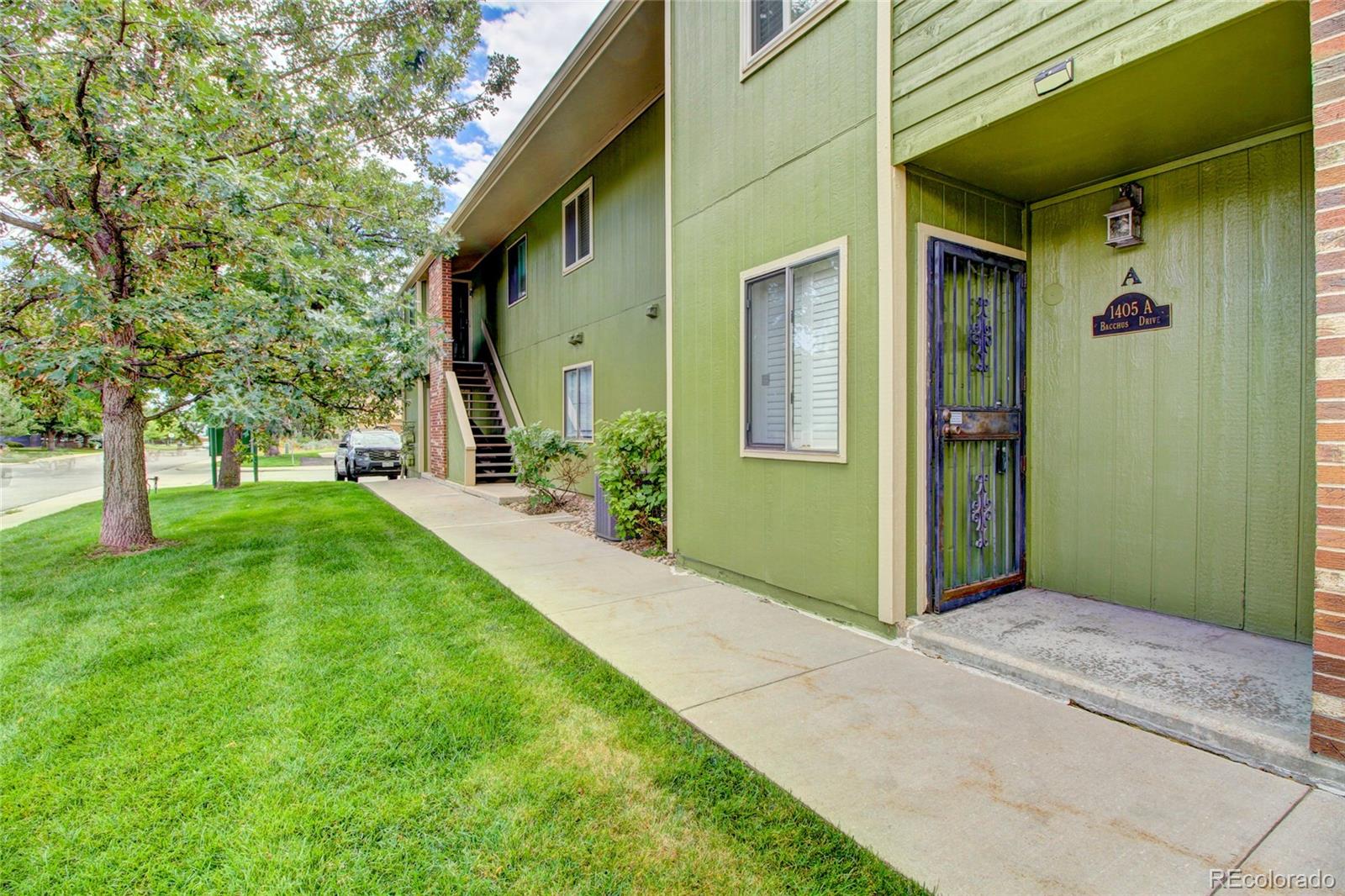 MLS Image #1 for 1405  bacchus drive,lafayette, Colorado