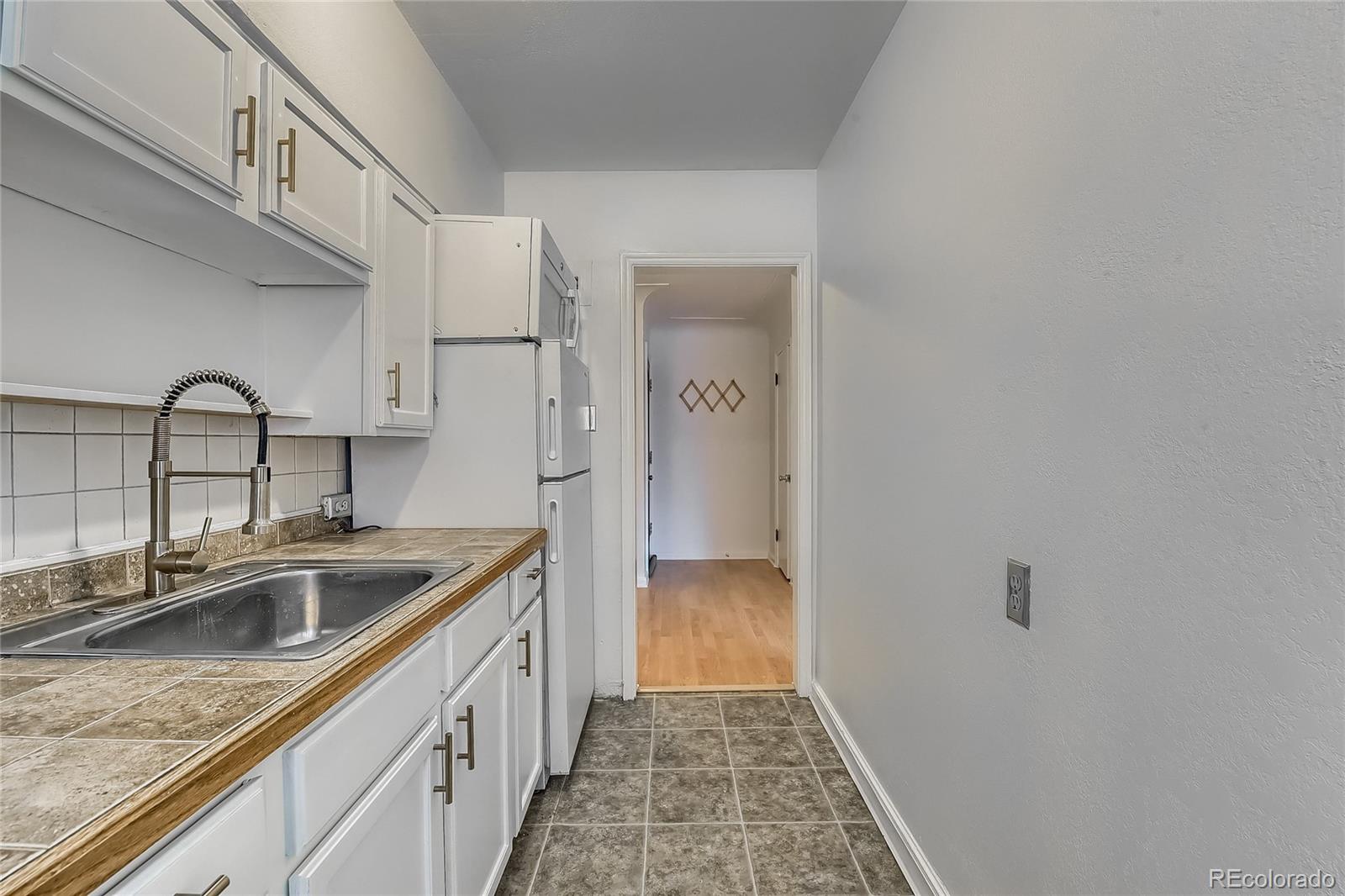 MLS Image #12 for 1454  jersey street 2,denver, Colorado