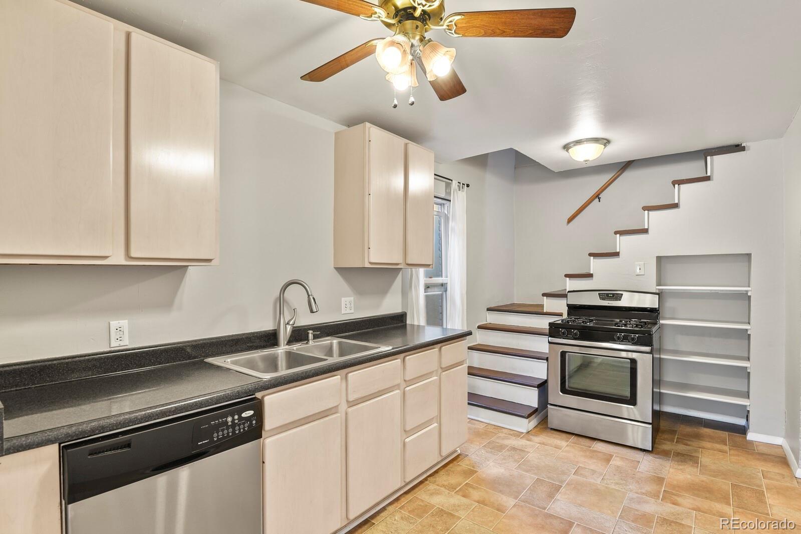 MLS Image #7 for 3449 w 33rd avenue,denver, Colorado