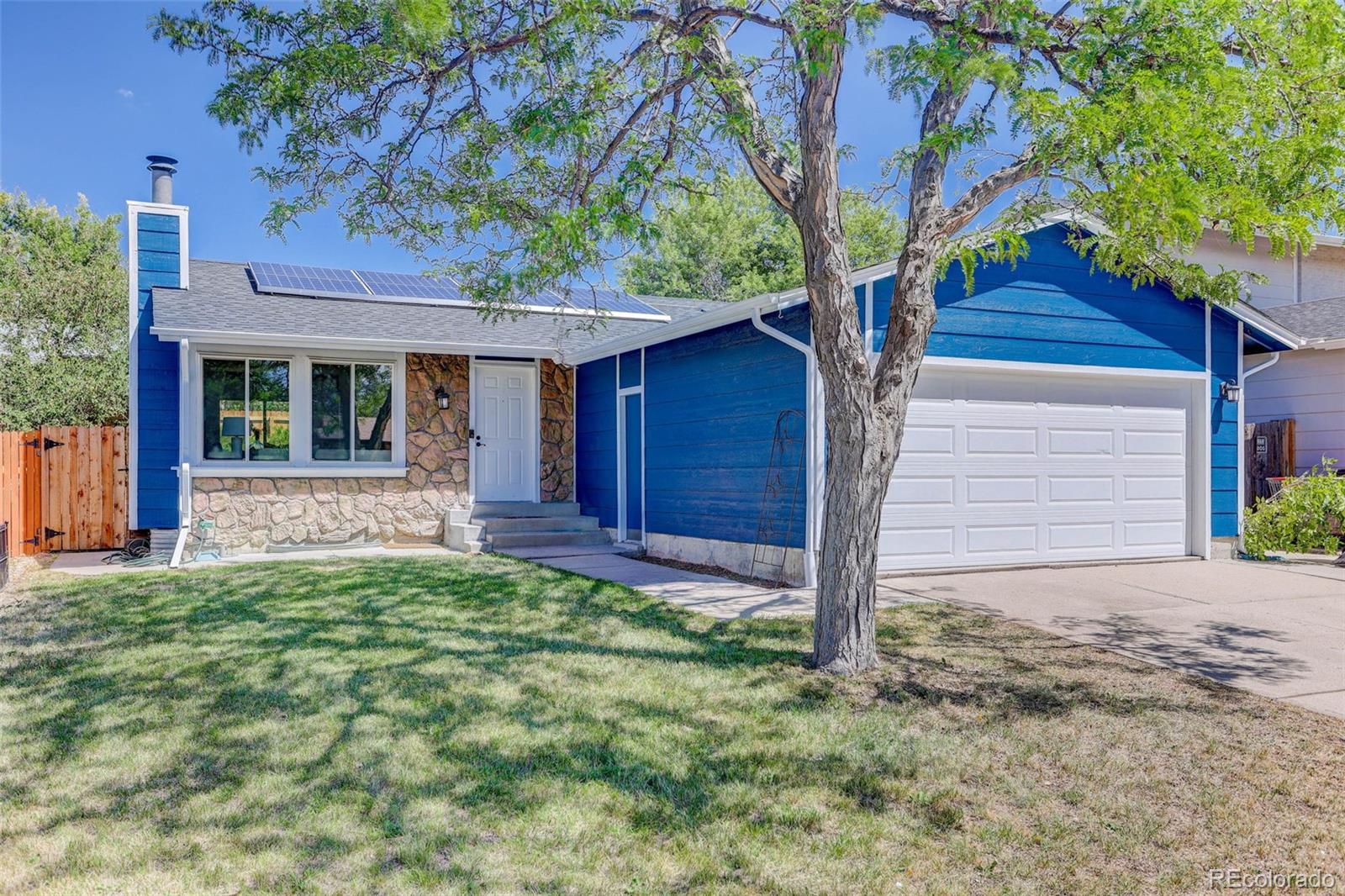 MLS Image #0 for 3854 s olathe circle,aurora, Colorado