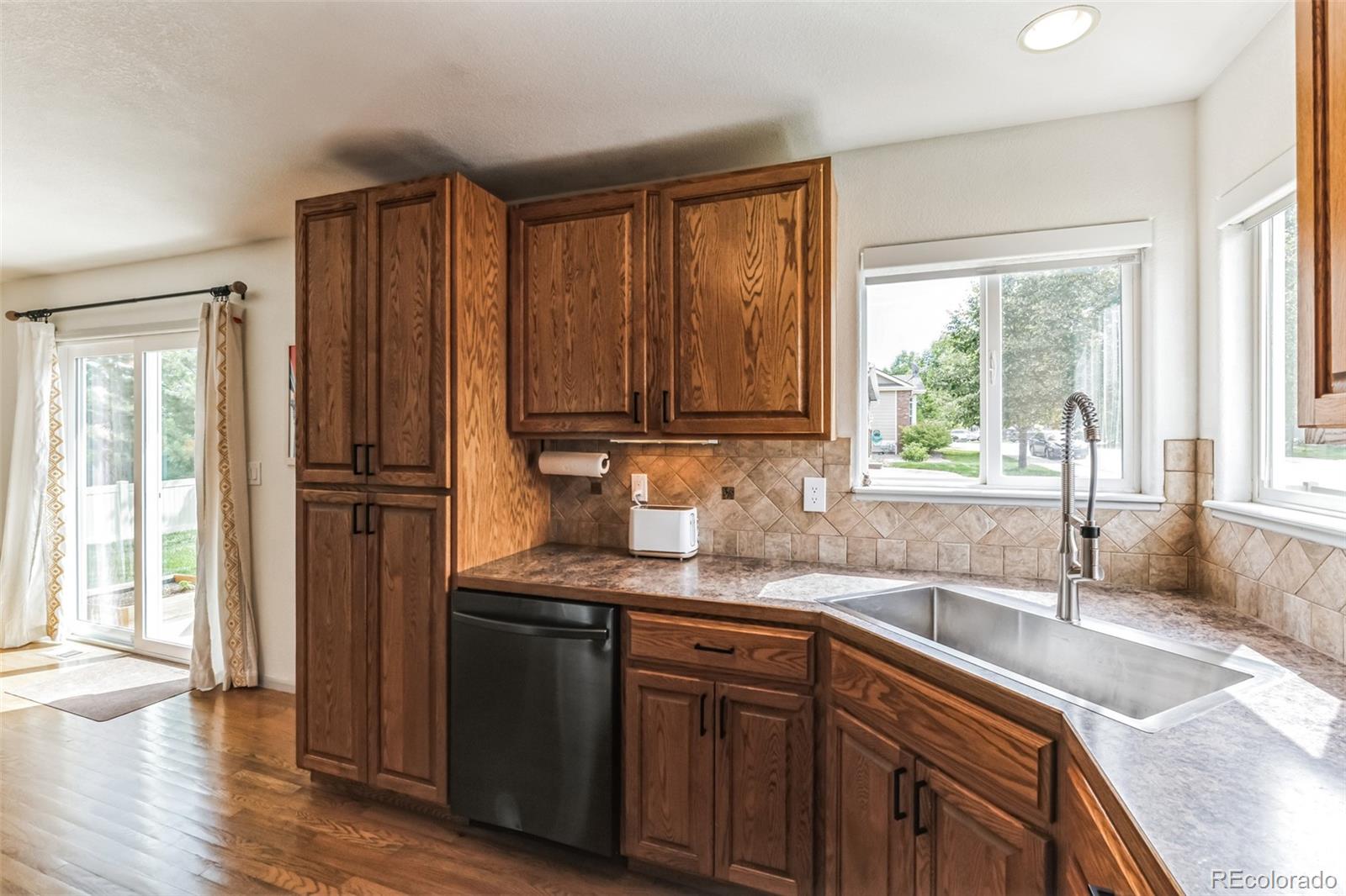 MLS Image #12 for 5020  apricot drive,loveland, Colorado