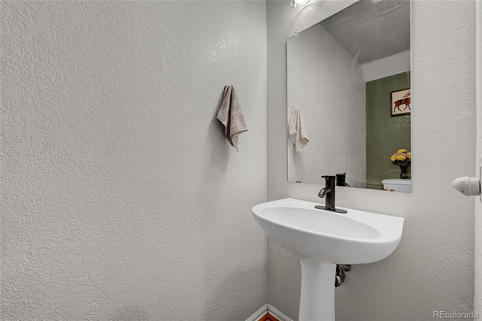 MLS Image #11 for 7946 s kittredge street,englewood, Colorado