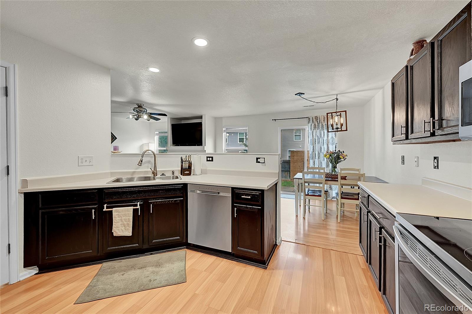 MLS Image #9 for 7946 s kittredge street,englewood, Colorado