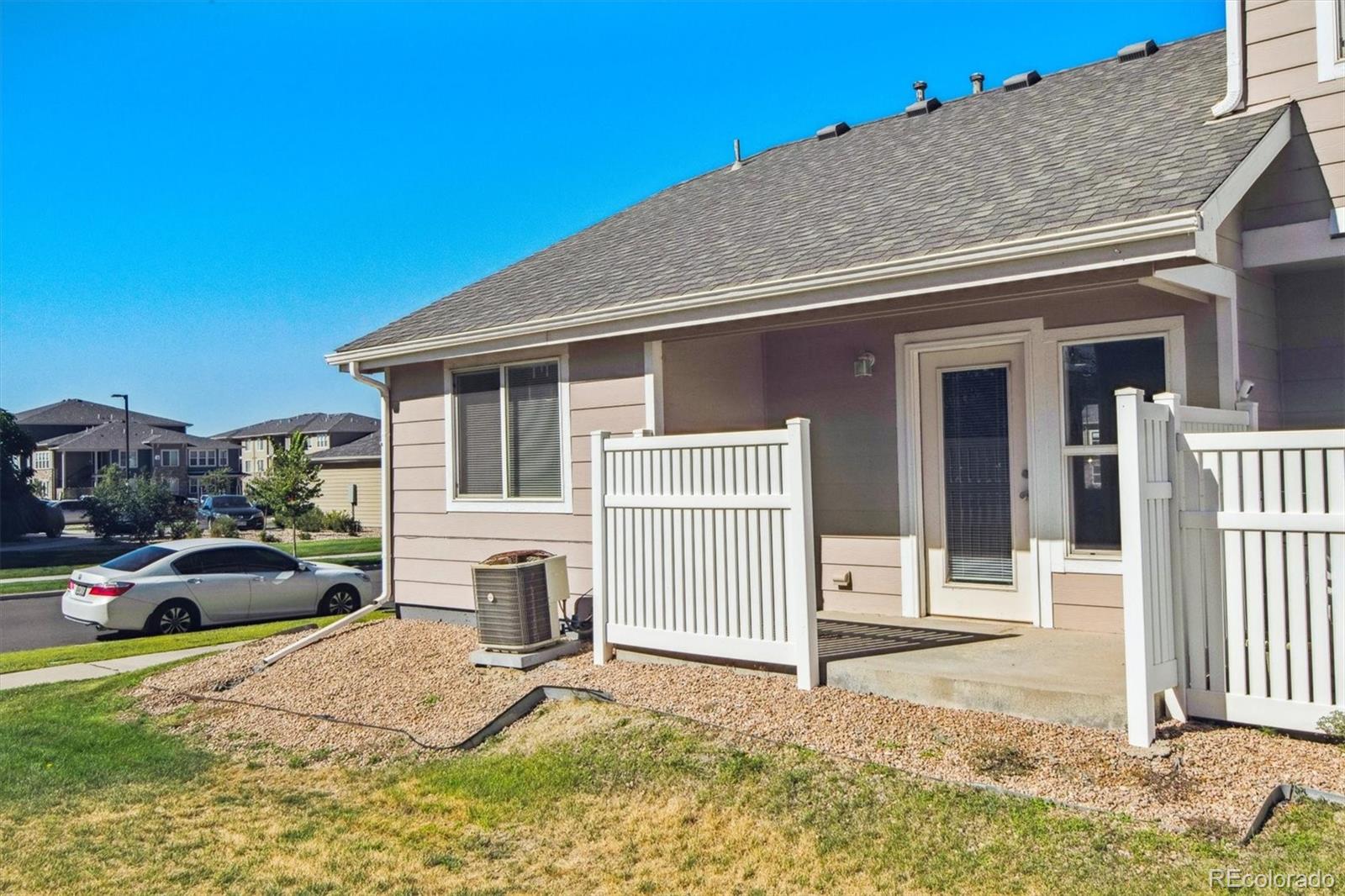 MLS Image #13 for 18954 e 57th place,denver, Colorado