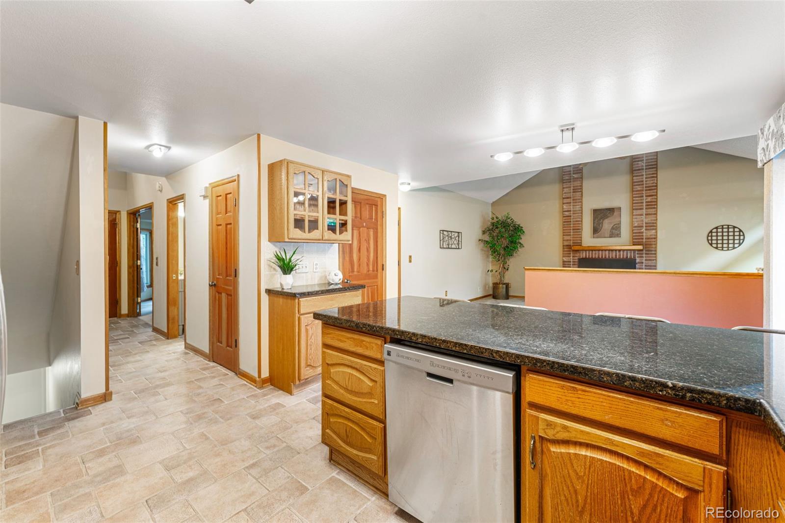 MLS Image #8 for 12659 w 84th drive,arvada, Colorado