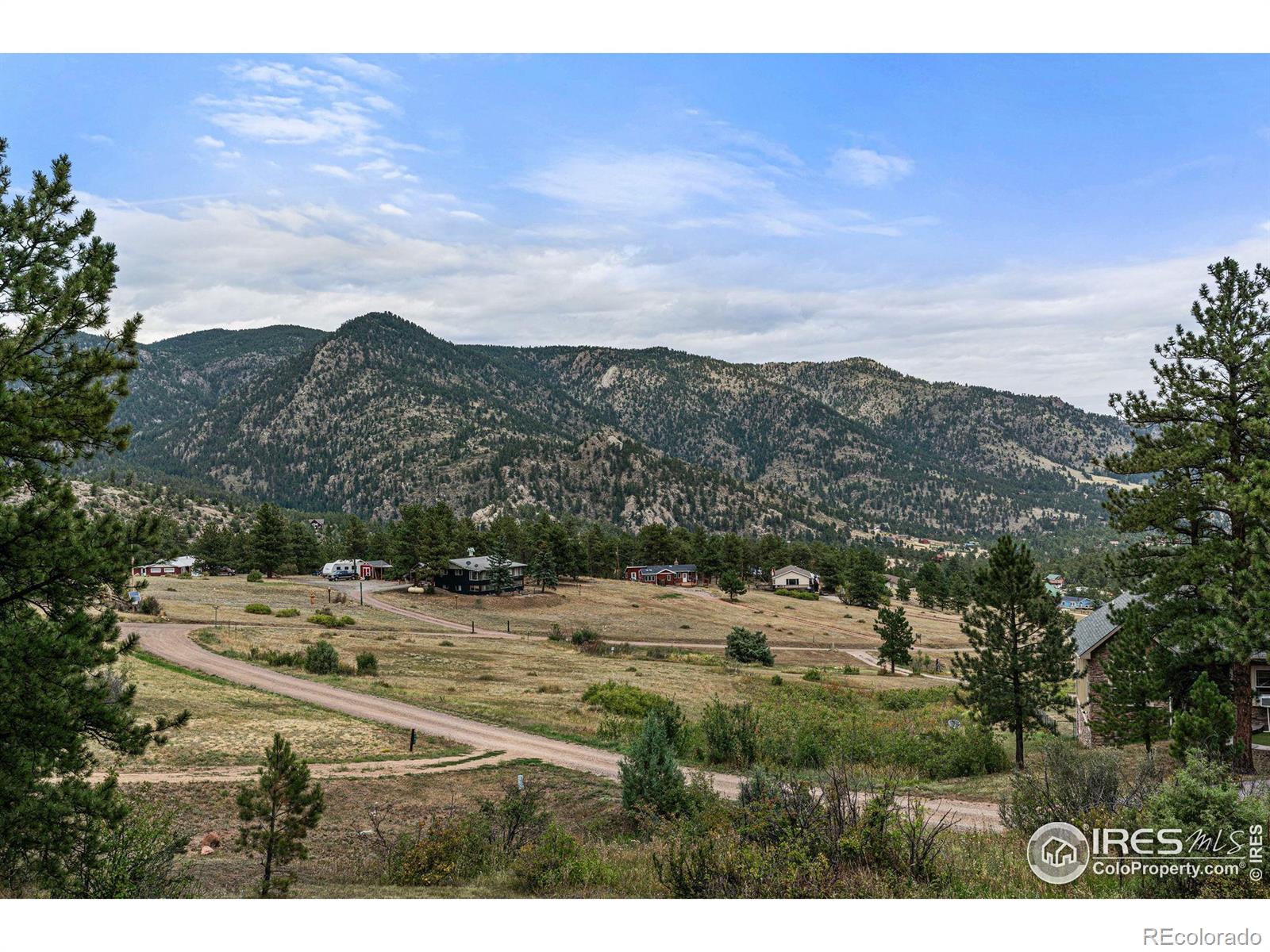 MLS Image #11 for 333  pinewood drive,lyons, Colorado