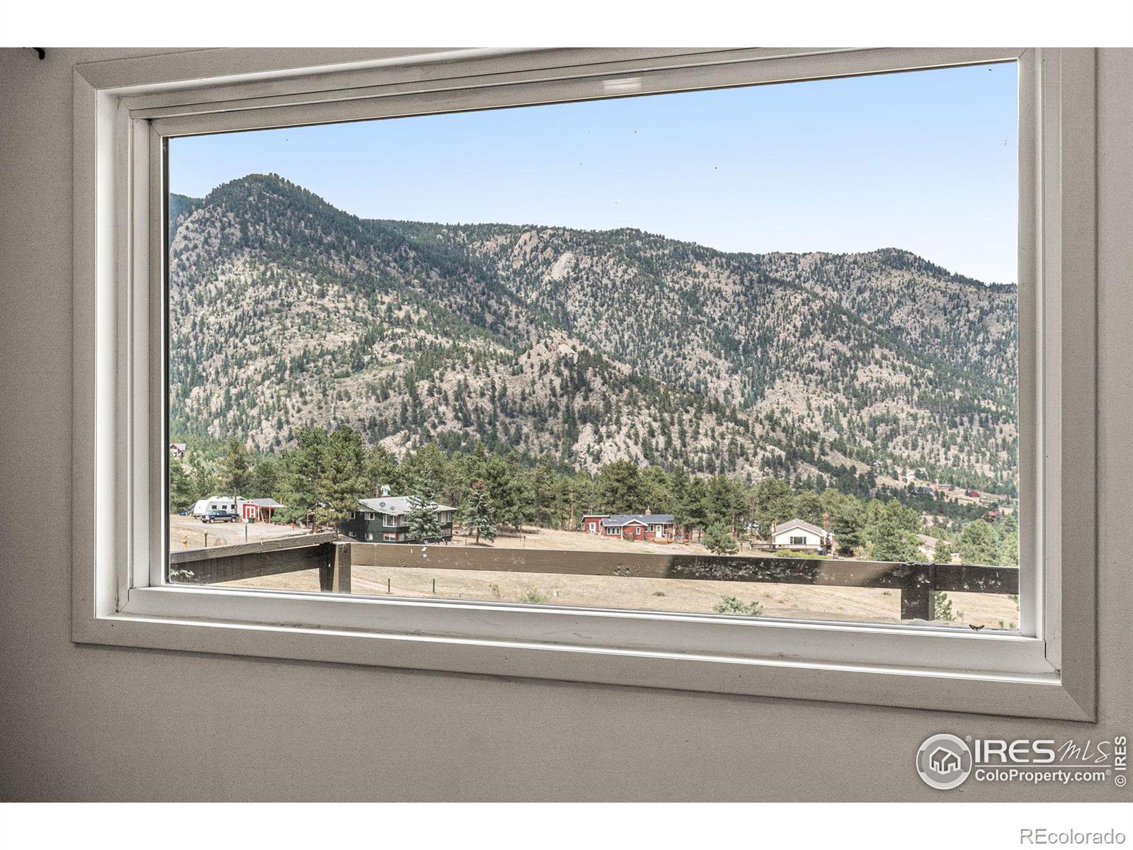 MLS Image #6 for 333  pinewood drive,lyons, Colorado