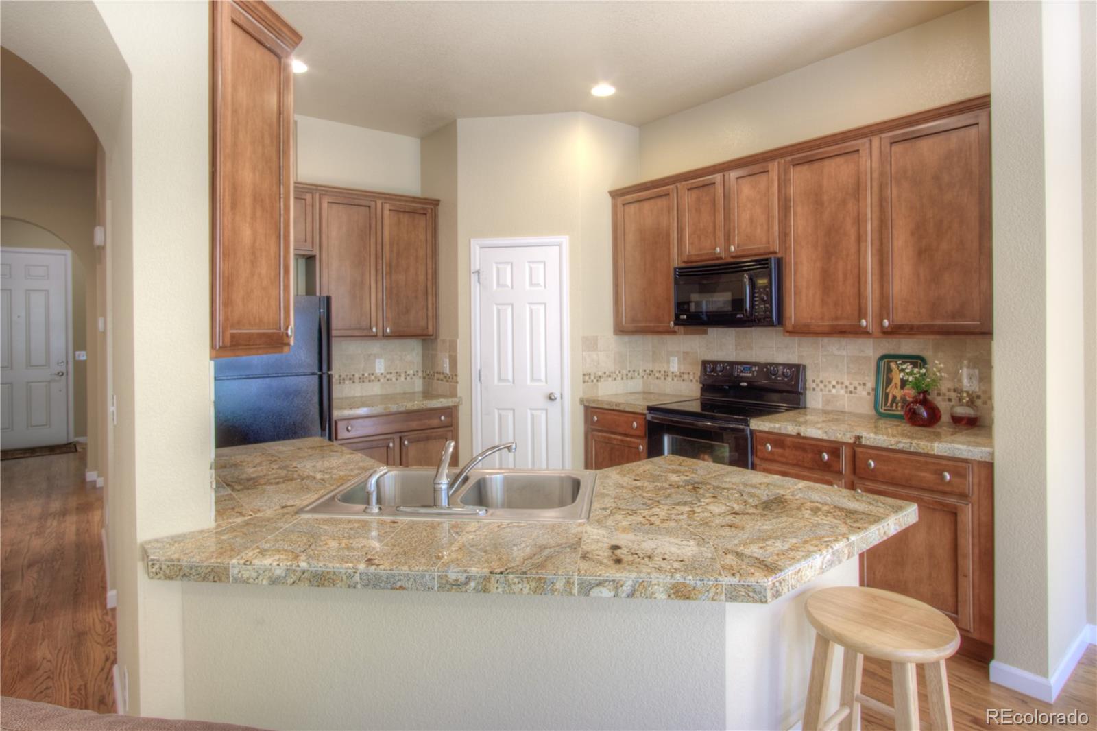 MLS Image #10 for 4768 s routt court,littleton, Colorado