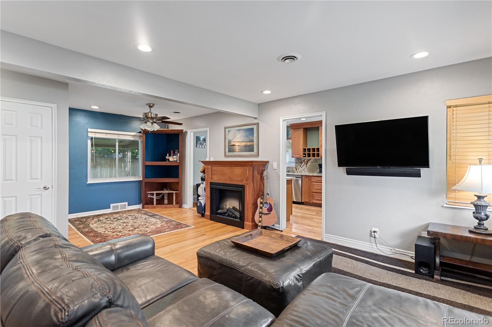 MLS Image #7 for 2680 s garfield circle,denver, Colorado