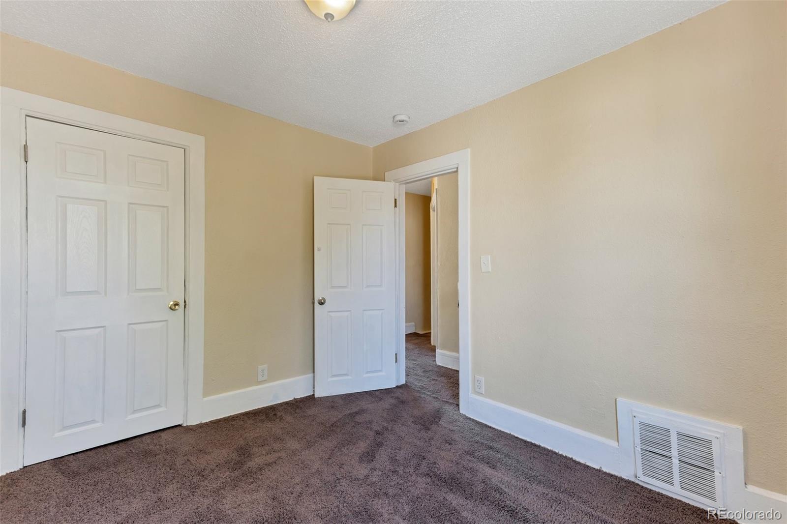 MLS Image #17 for 2707 n downing street,denver, Colorado