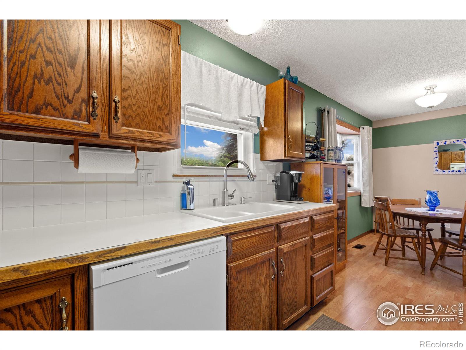 MLS Image #8 for 1001  hemlock drive,windsor, Colorado