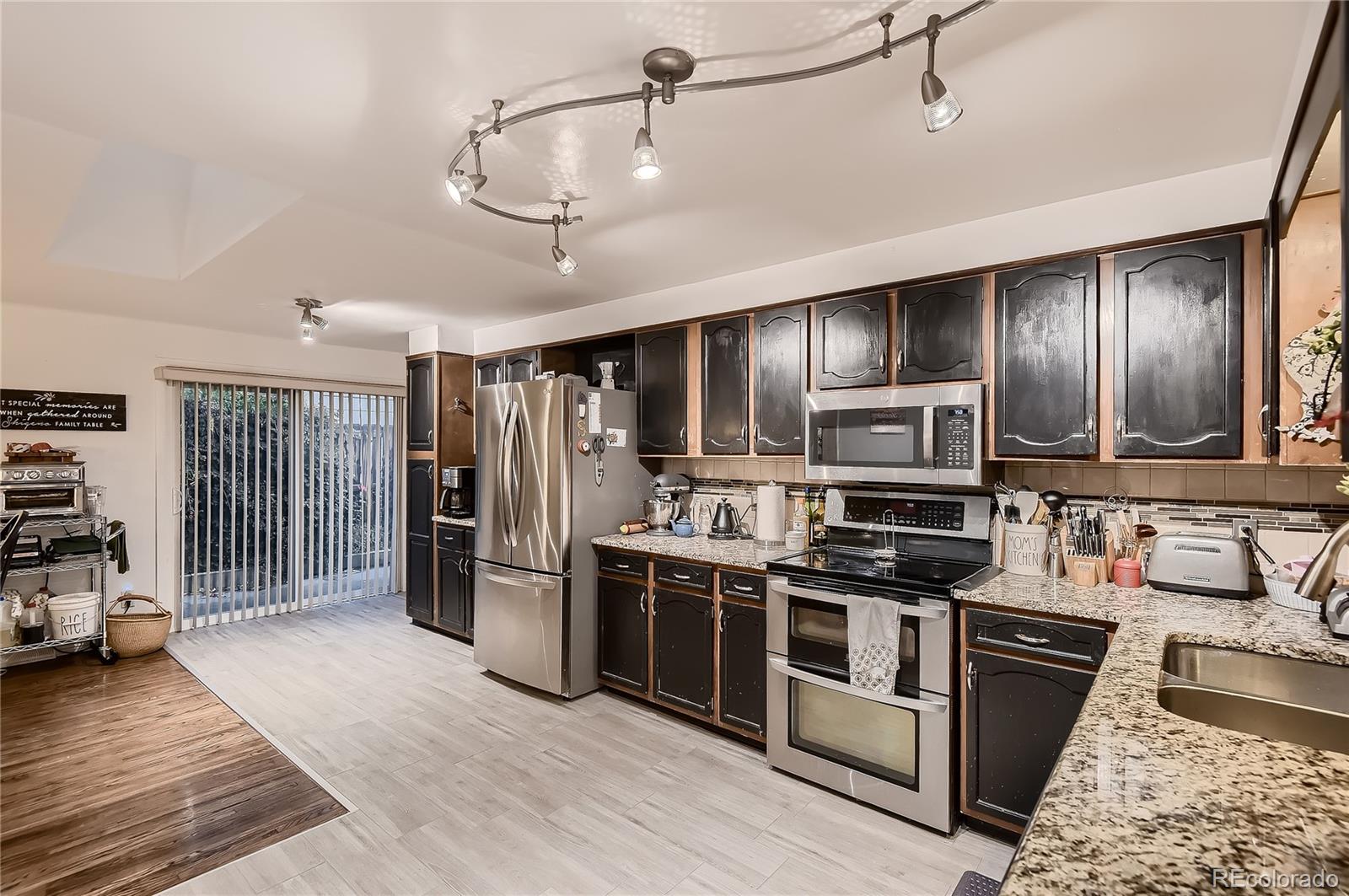 MLS Image #12 for 2745 s kendall way,denver, Colorado