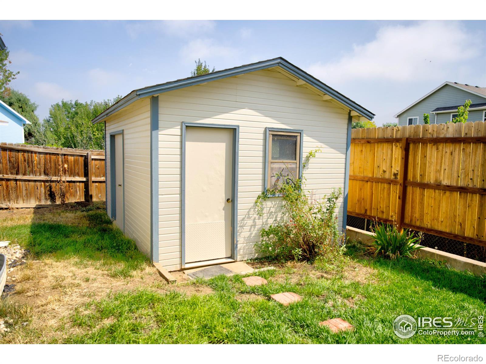 MLS Image #4 for 730  douglas place,berthoud, Colorado