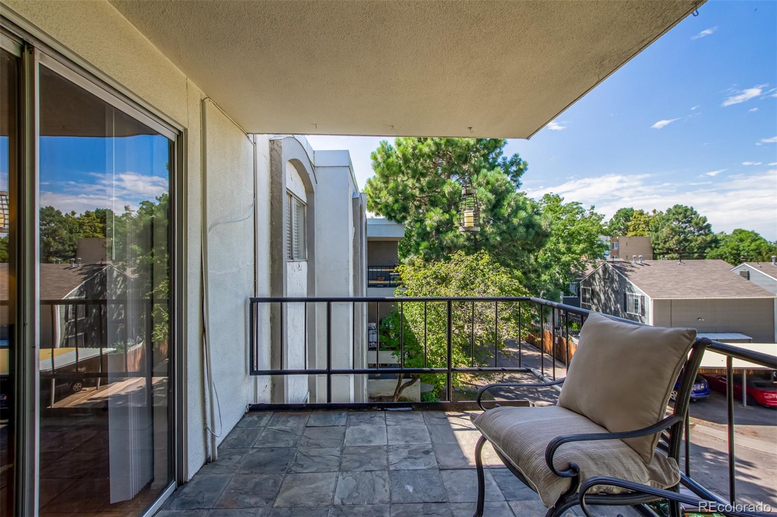 MLS Image #20 for 2325 s linden court,denver, Colorado