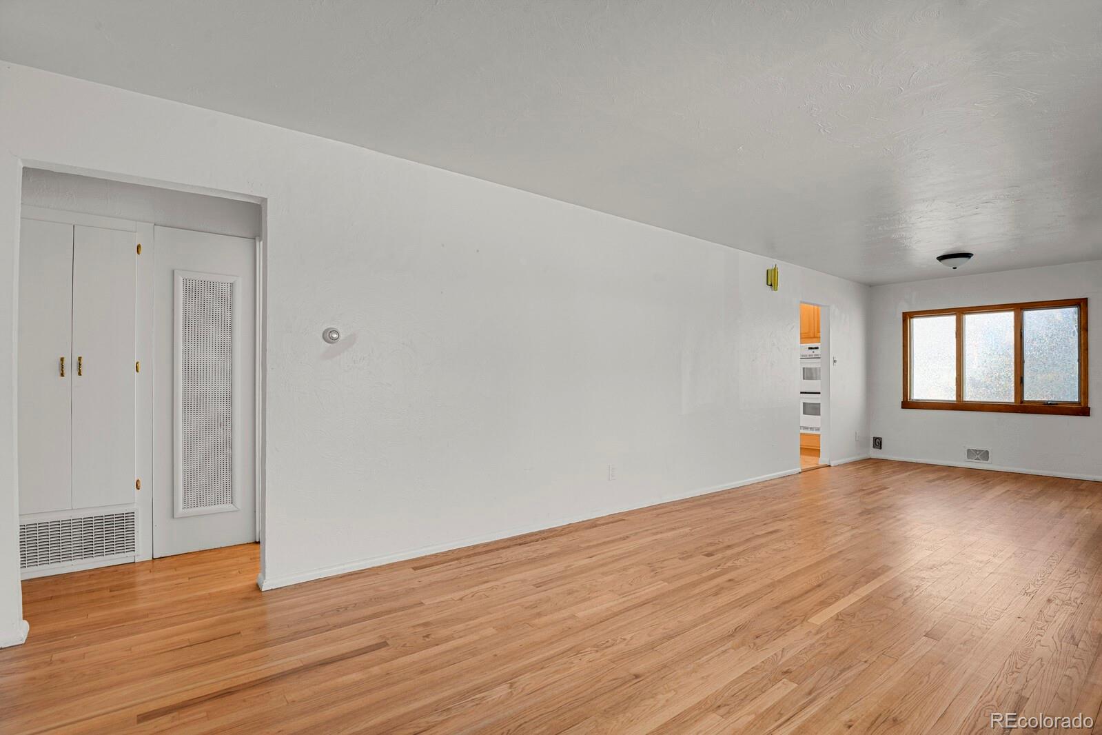 MLS Image #5 for 5648 e greenwood place,denver, Colorado