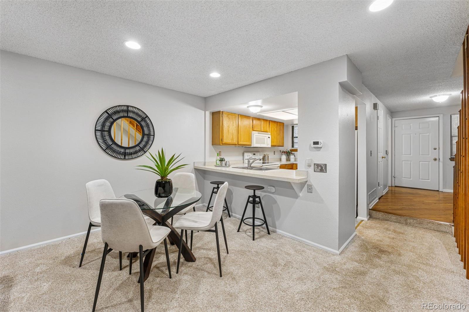 MLS Image #9 for 1475 s quebec way,denver, Colorado