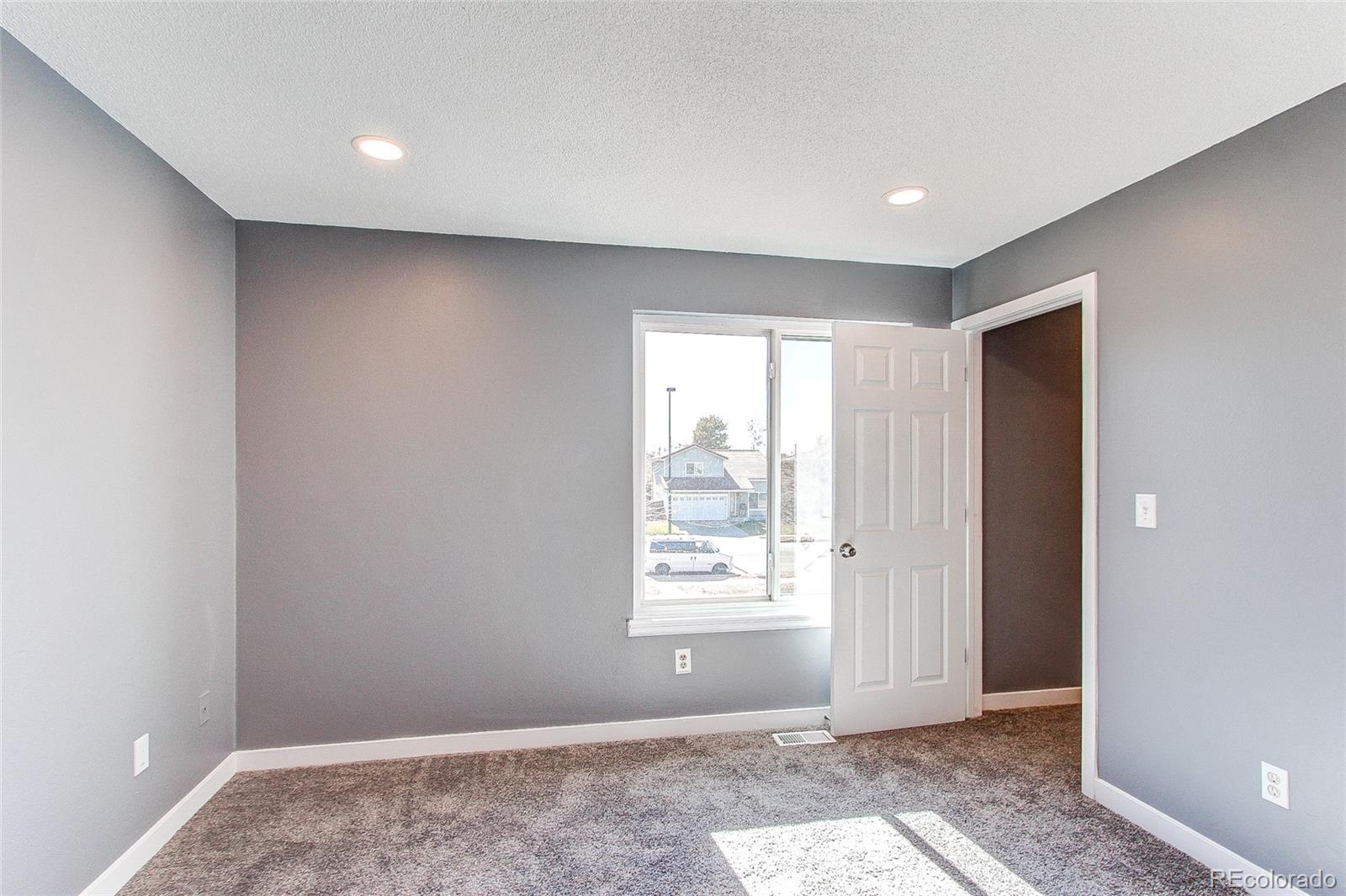 MLS Image #16 for 21205 e 42nd avenue,denver, Colorado