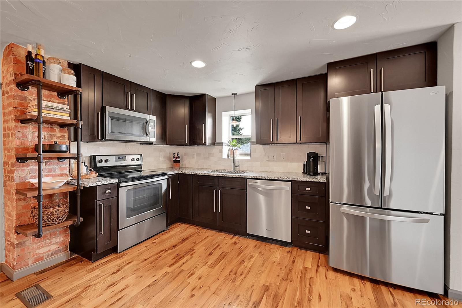 MLS Image #7 for 3301 s emerson street,englewood, Colorado