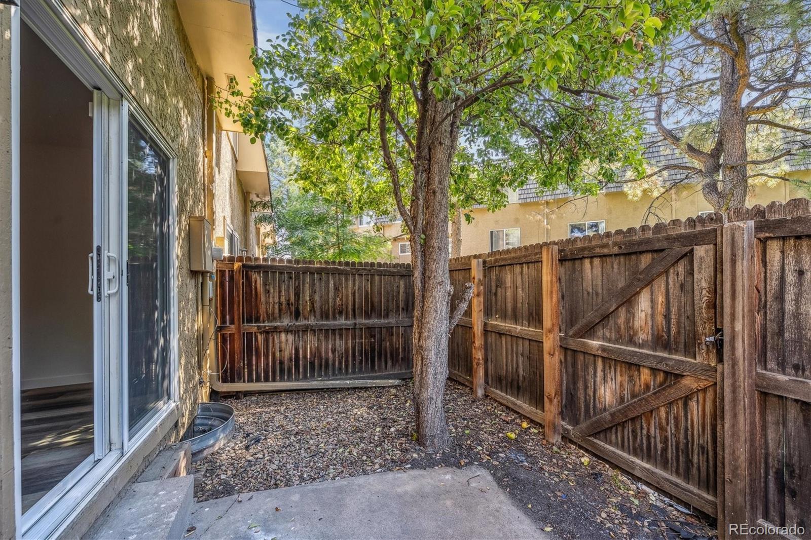 MLS Image #23 for 7376 e princeton avenue,denver, Colorado