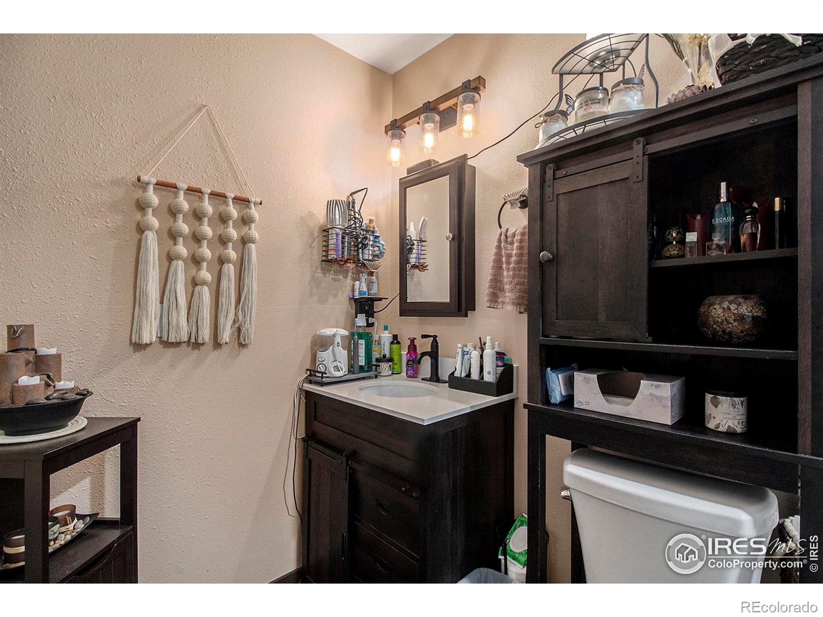 MLS Image #9 for 2870 w irvington place,denver, Colorado