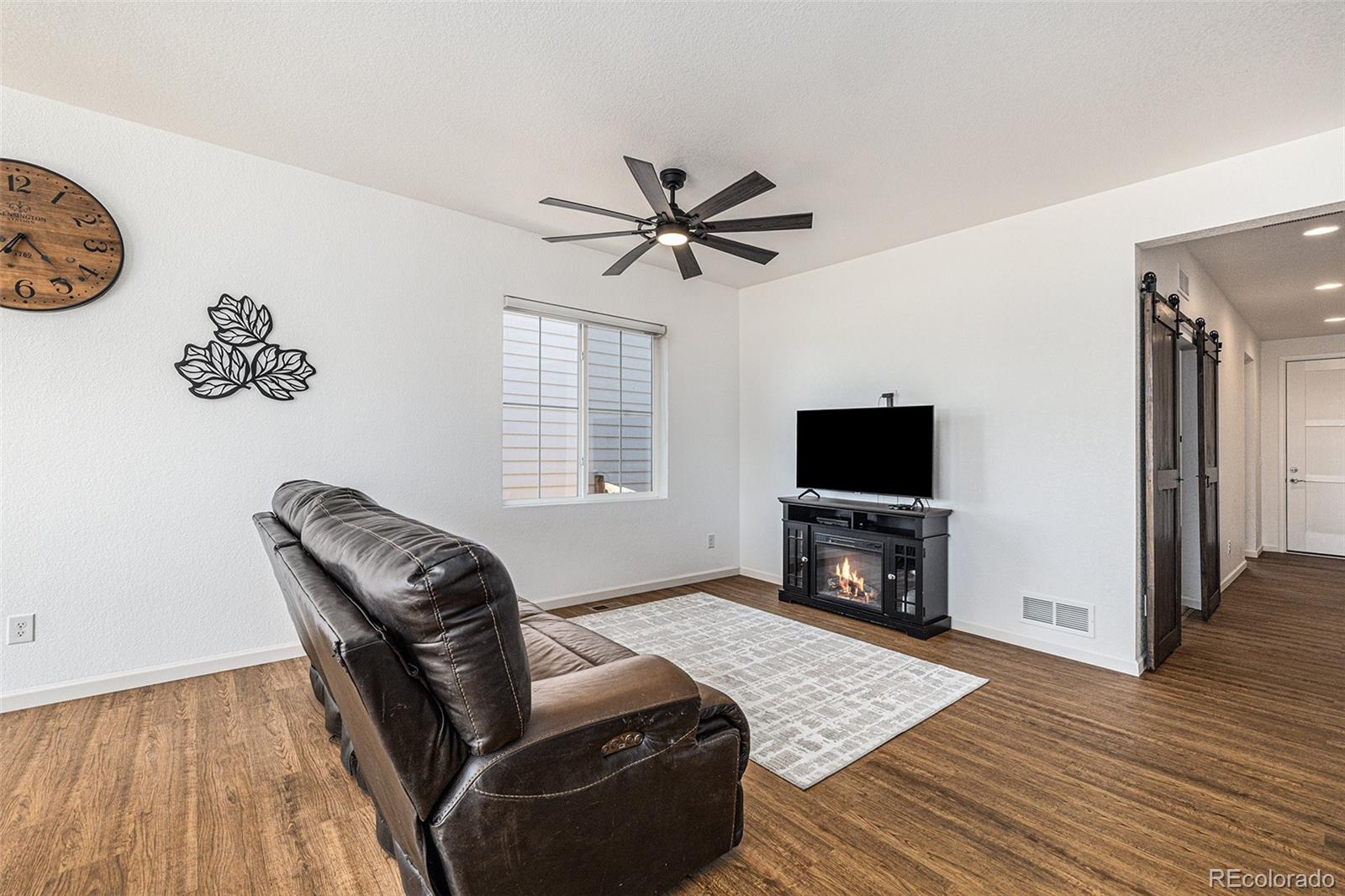 MLS Image #5 for 27840 e 7th place,aurora, Colorado