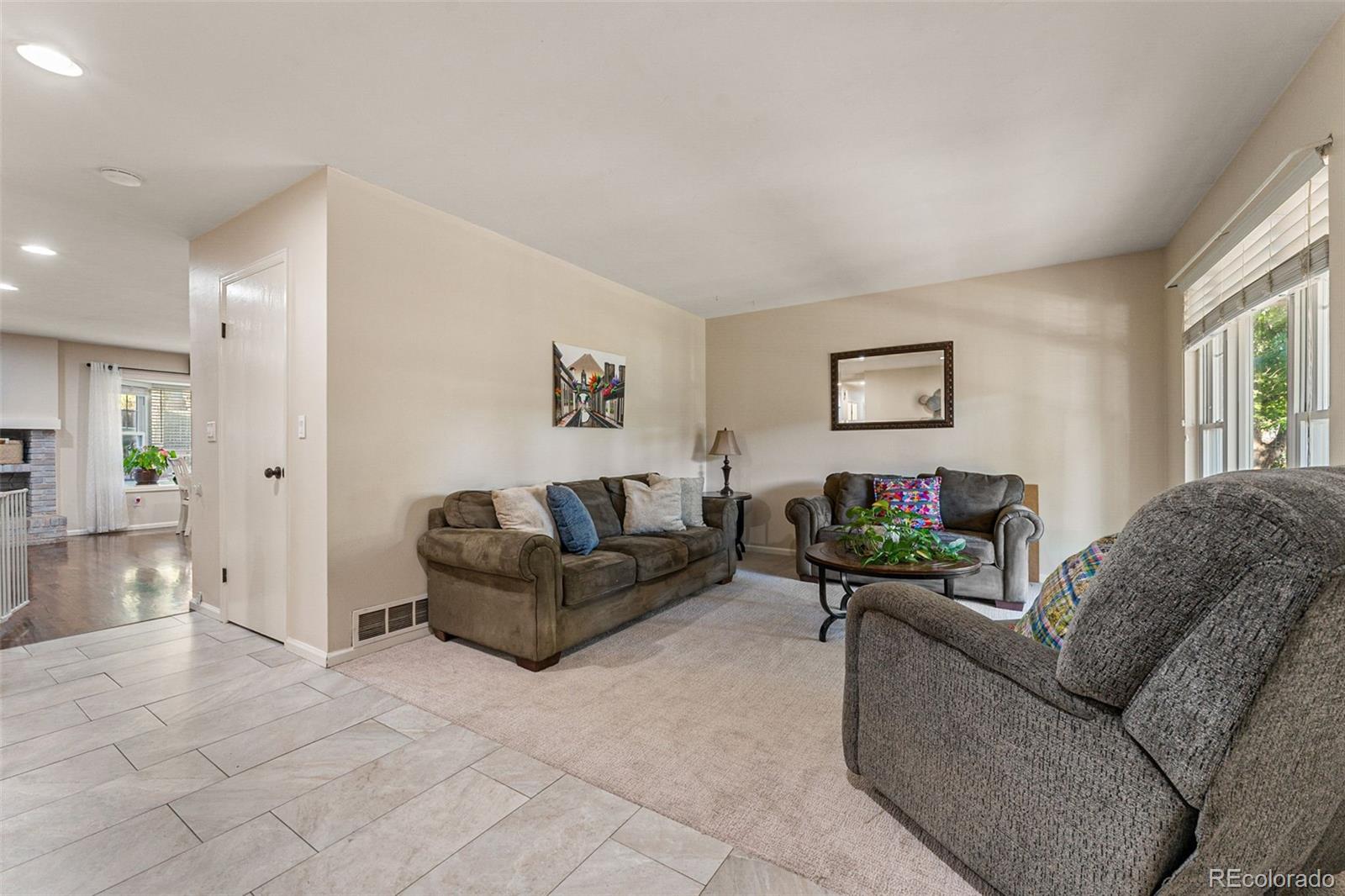 MLS Image #3 for 17063 e pacific place,aurora, Colorado