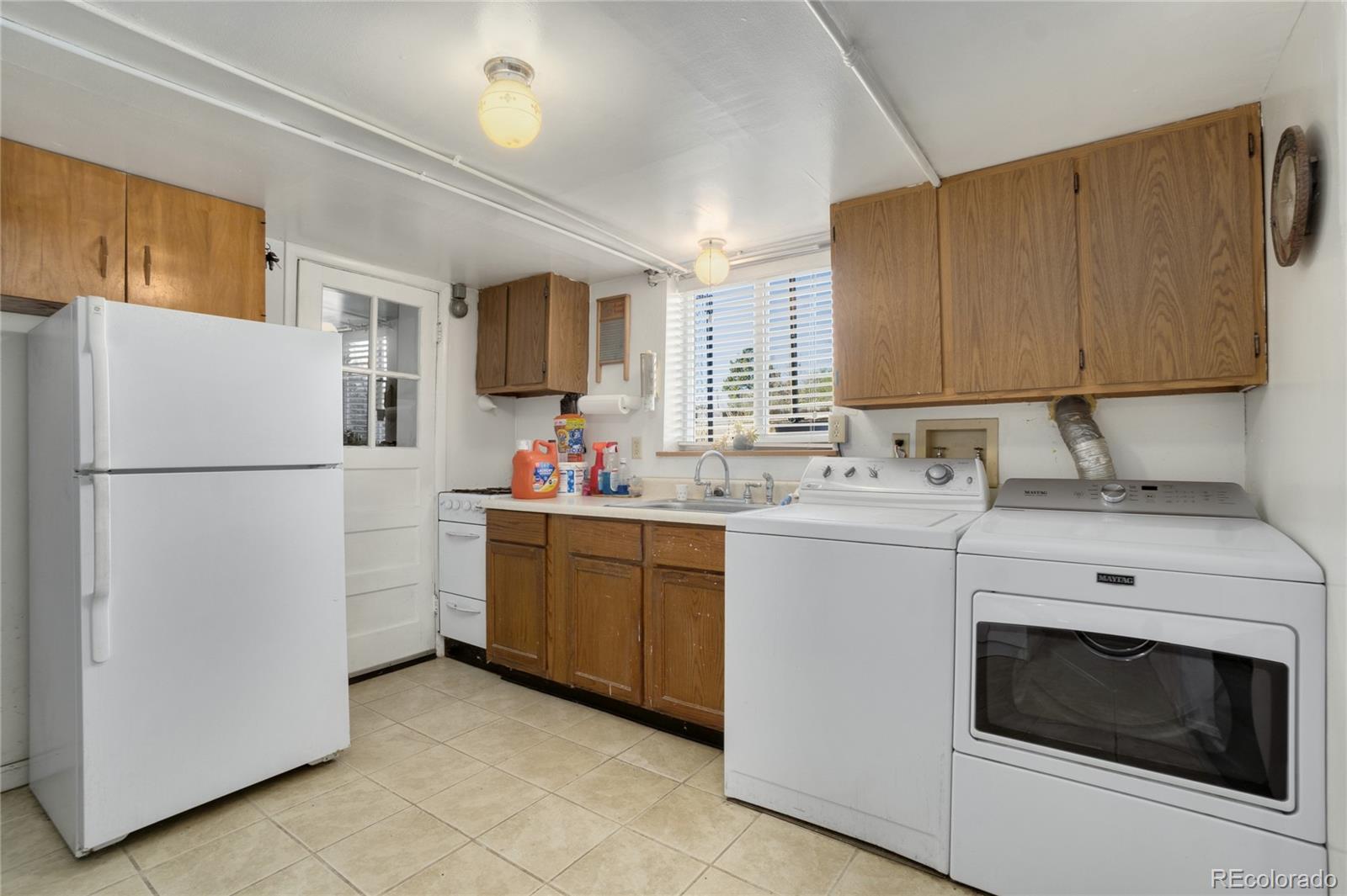 MLS Image #16 for 950 w 70th avenue,denver, Colorado