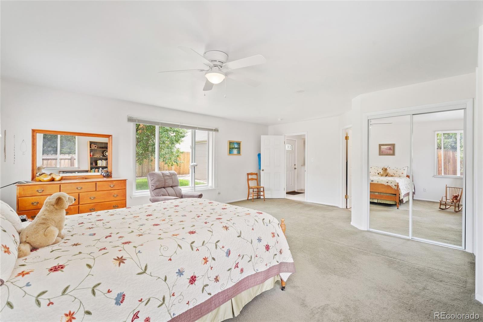 MLS Image #15 for 3076 s grape way,denver, Colorado