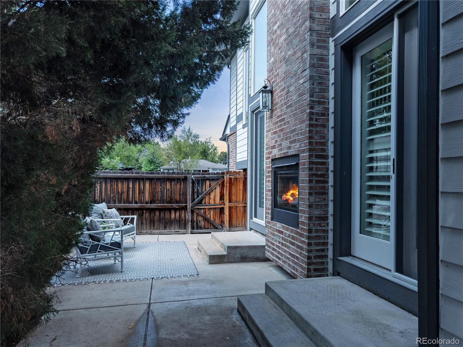 MLS Image #12 for 2674 s pennsylvania street,denver, Colorado