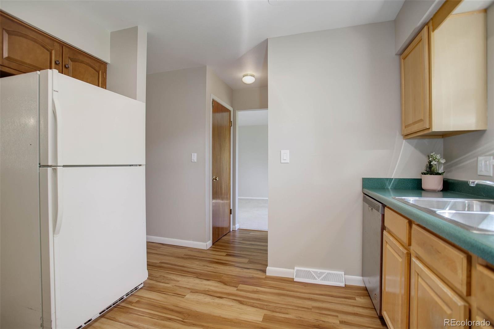 MLS Image #6 for 2960 s willow street,denver, Colorado