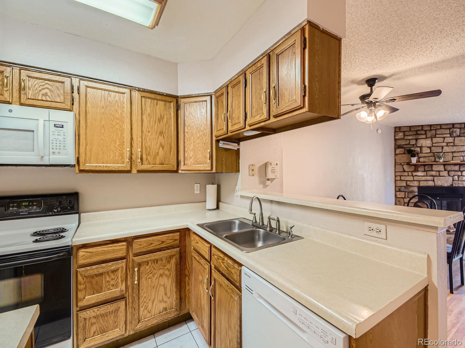 MLS Image #10 for 11901 e kepner drive,aurora, Colorado