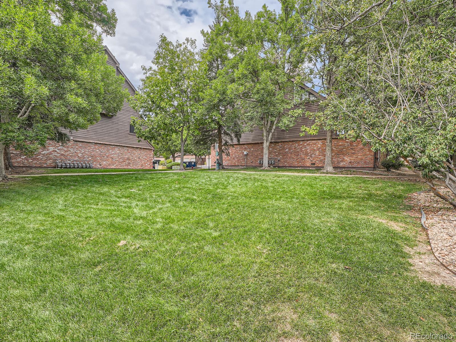 MLS Image #10 for 836 s vance street b,lakewood, Colorado