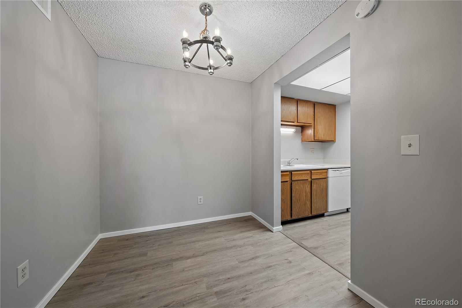 MLS Image #4 for 3550 s harlan street,denver, Colorado