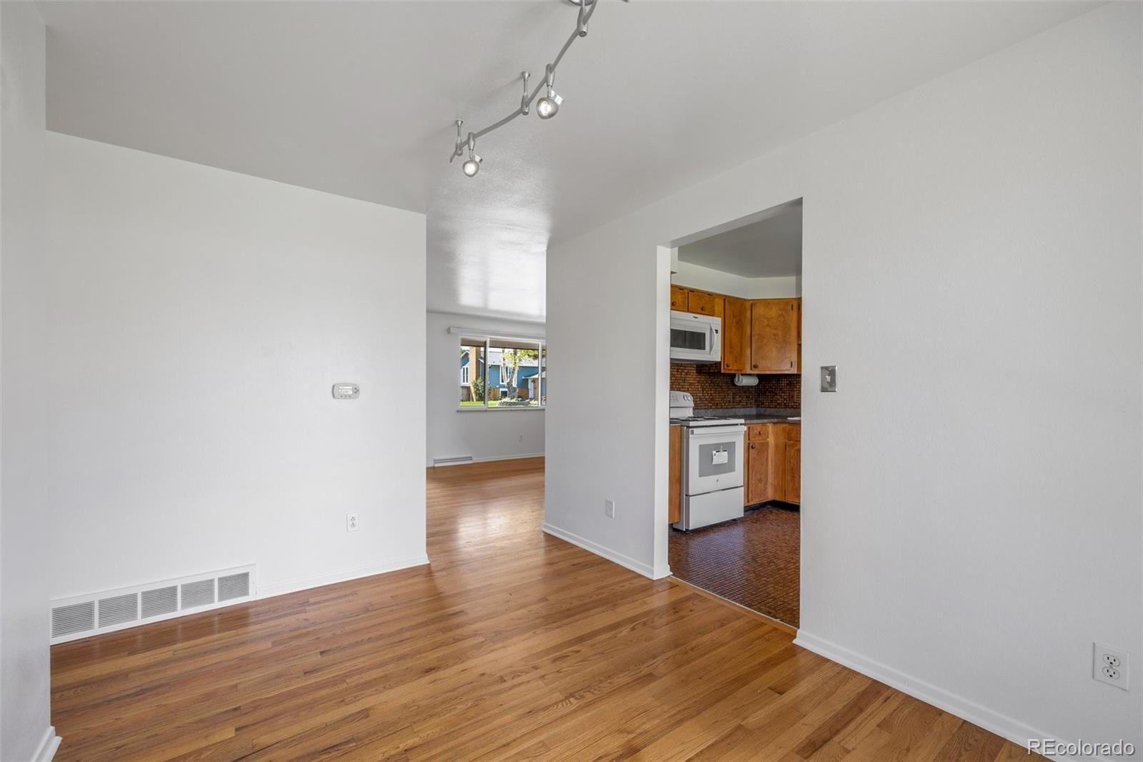 MLS Image #10 for 4151 w rice place,denver, Colorado