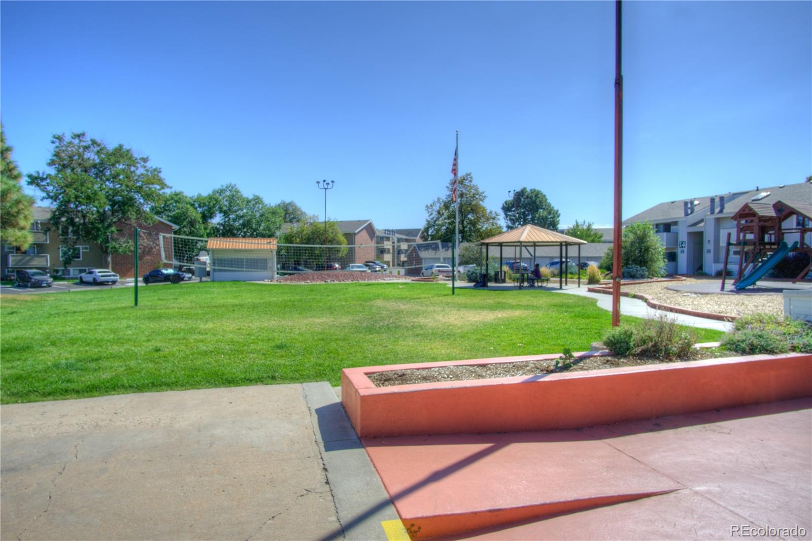 MLS Image #29 for 10150 e virginia avenue,denver, Colorado