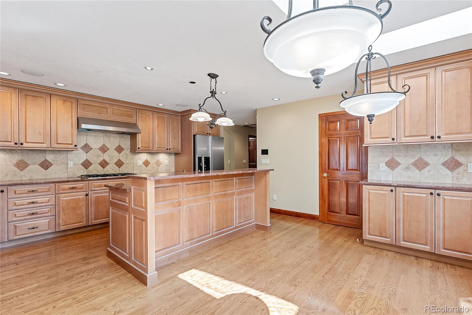 MLS Image #12 for 23715  currant drive,golden, Colorado