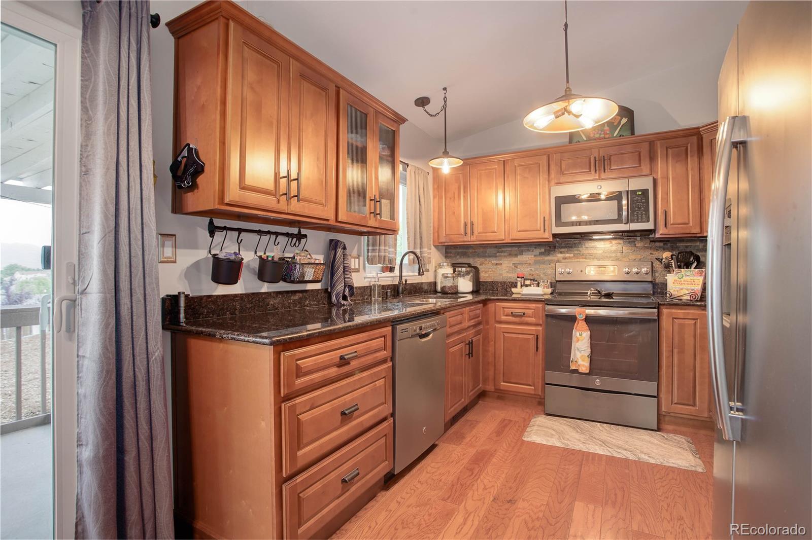 MLS Image #5 for 8150  freemantle drive,colorado springs, Colorado