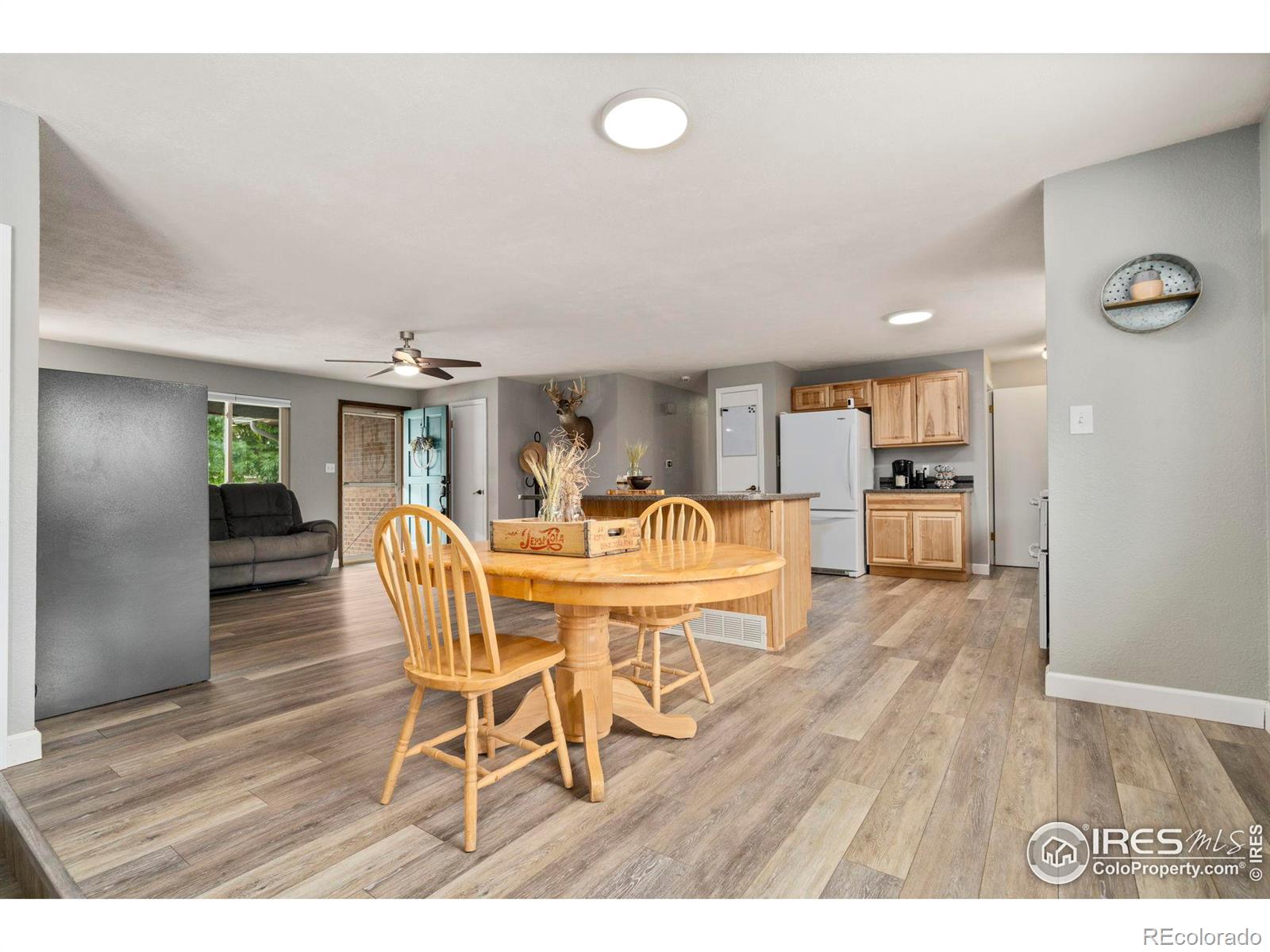 MLS Image #11 for 3113 n douglas avenue,loveland, Colorado